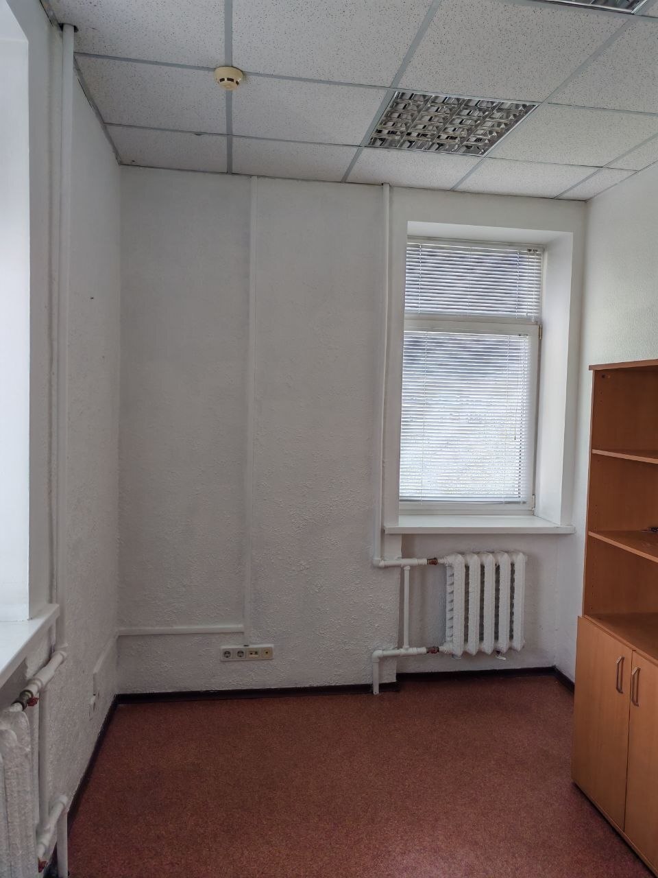 Оренда офісу 12.5 м², Святослава Хороброго вул., 44