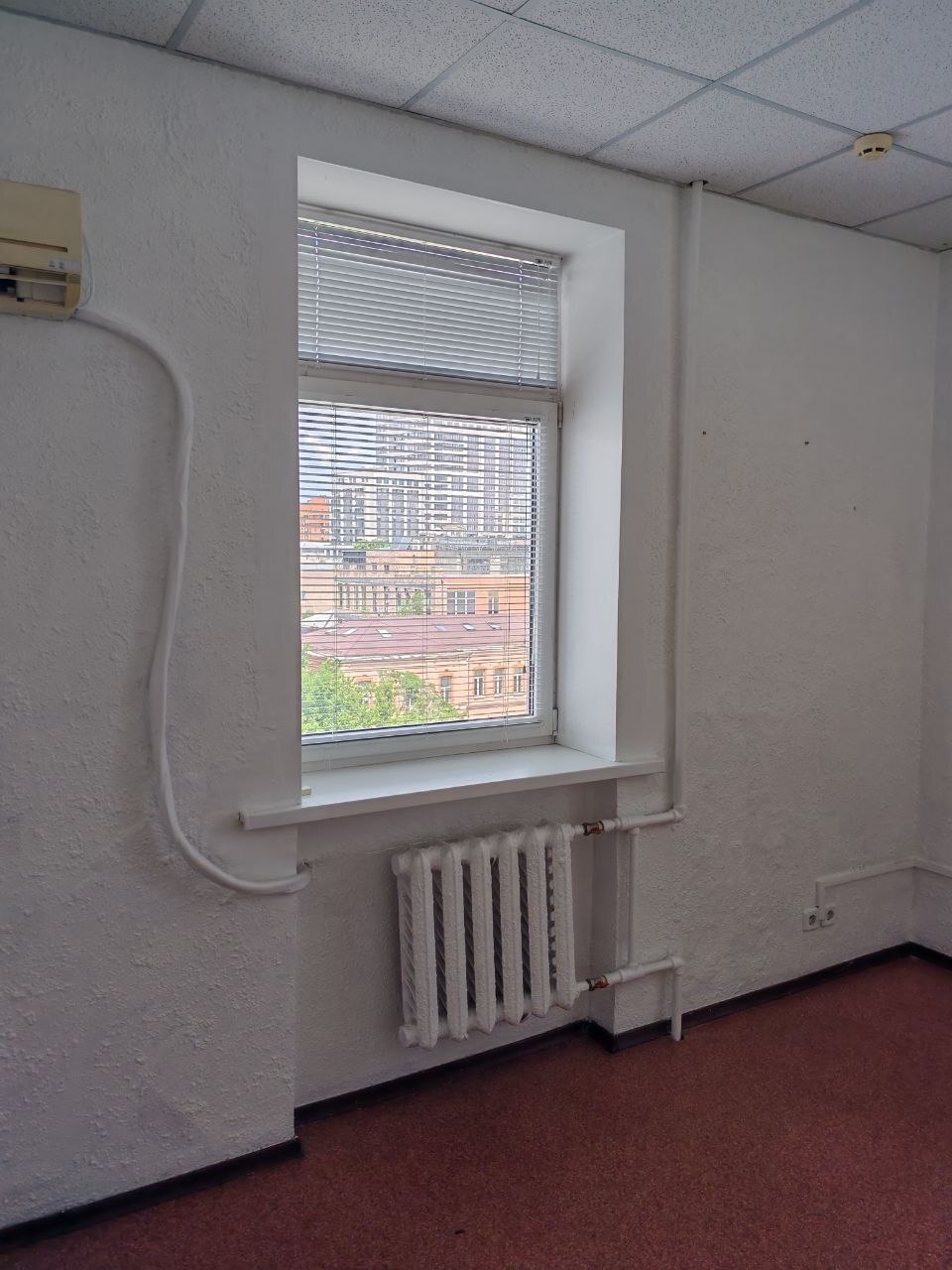 Оренда офісу 12.5 м², Святослава Хороброго вул., 44