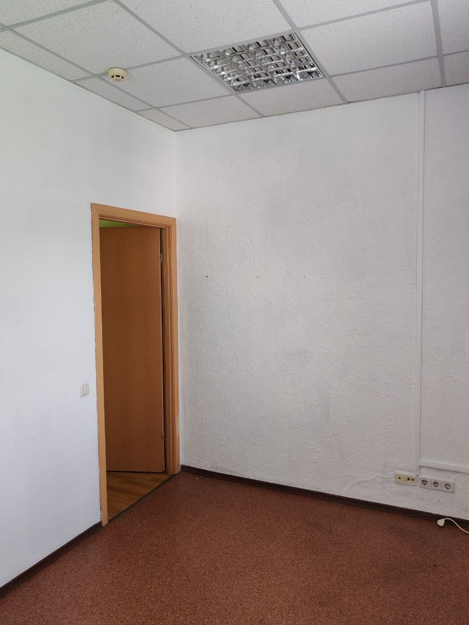 Оренда офісу 12.5 м², Святослава Хороброго вул., 44