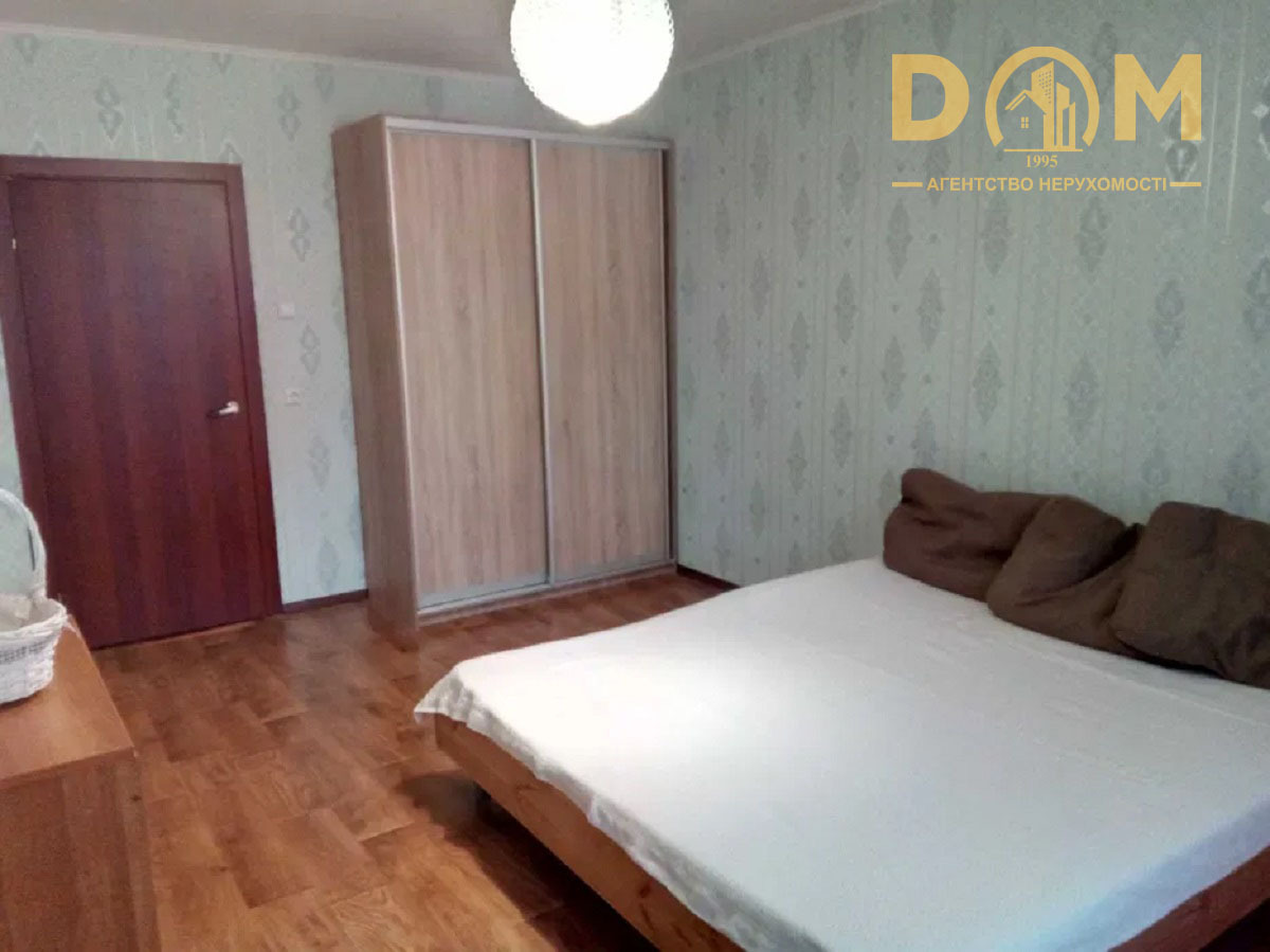 Продажа 3-комнатной квартиры 96 м², Сергея Данченко ул., 1