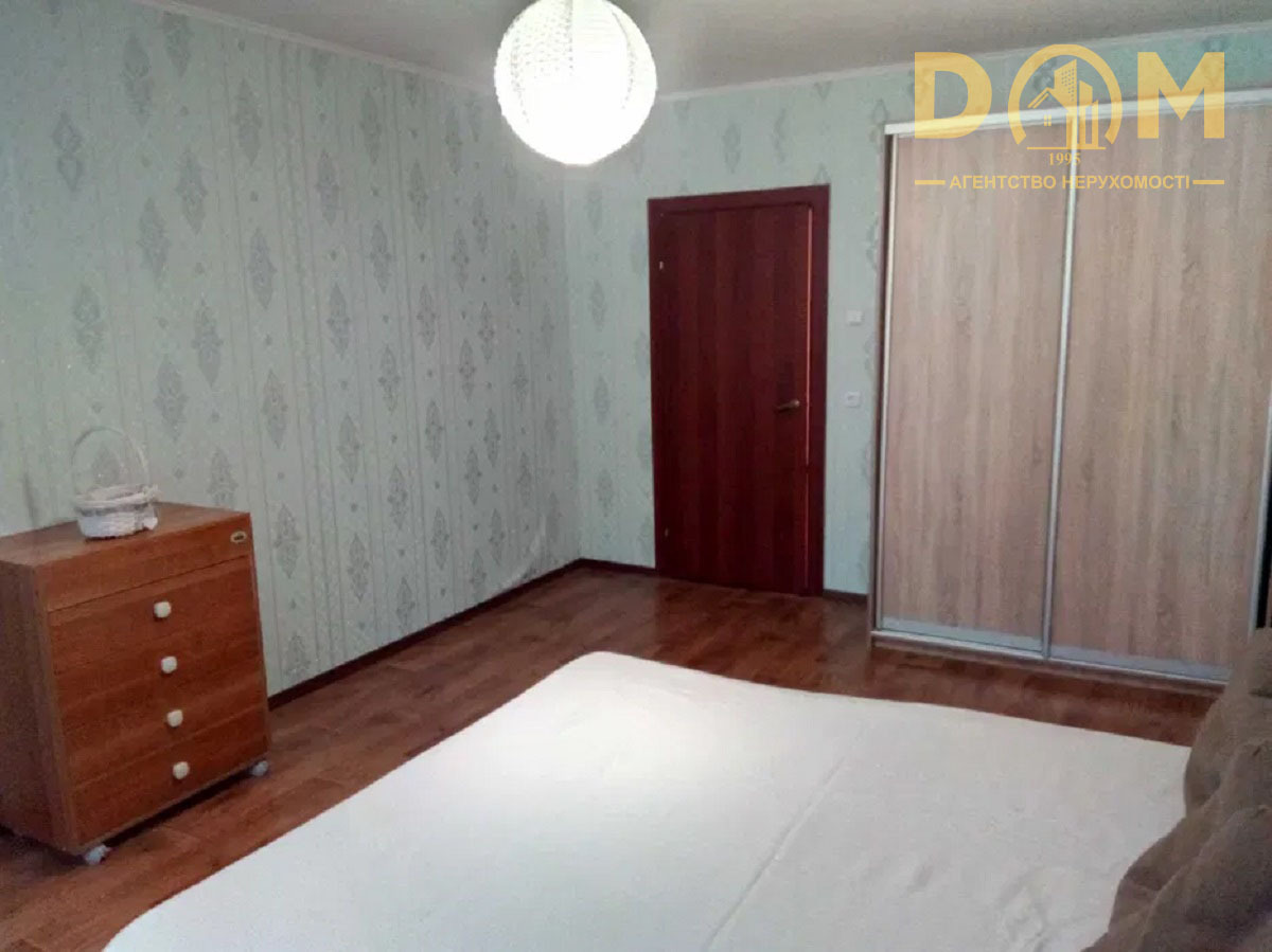 Продажа 3-комнатной квартиры 96 м², Сергея Данченко ул., 1