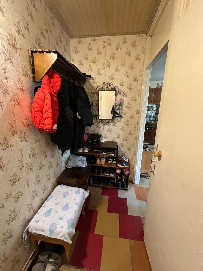 Продажа 3-комнатной квартиры 57 м², Александра Поля просп., 107В