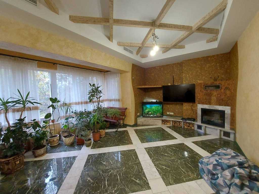 Продажа 5-комнатной квартиры 319 м², Стеценко ул., 80