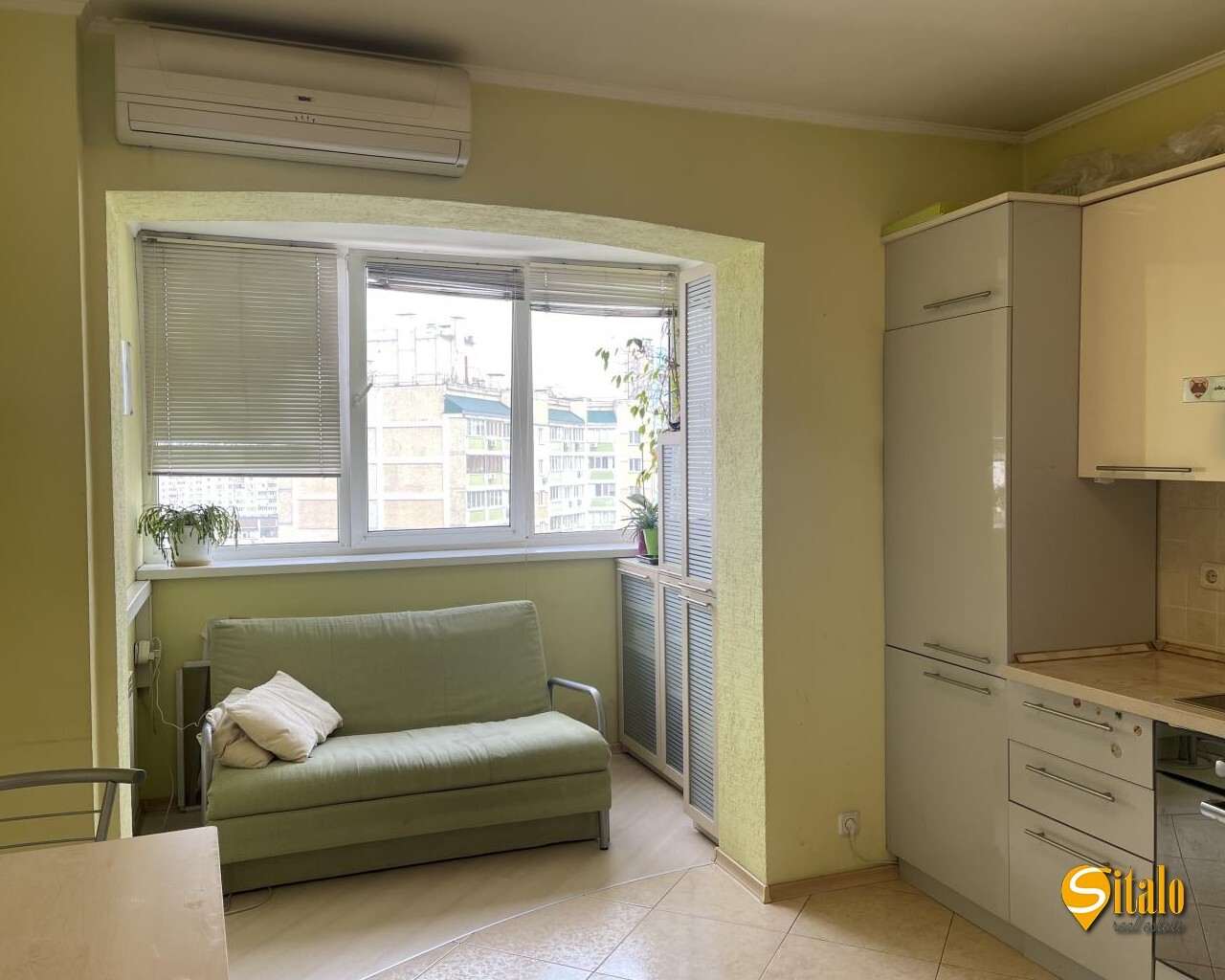 Продаж 1-кімнатної квартири 45 м², Драгоманова вул., 12А