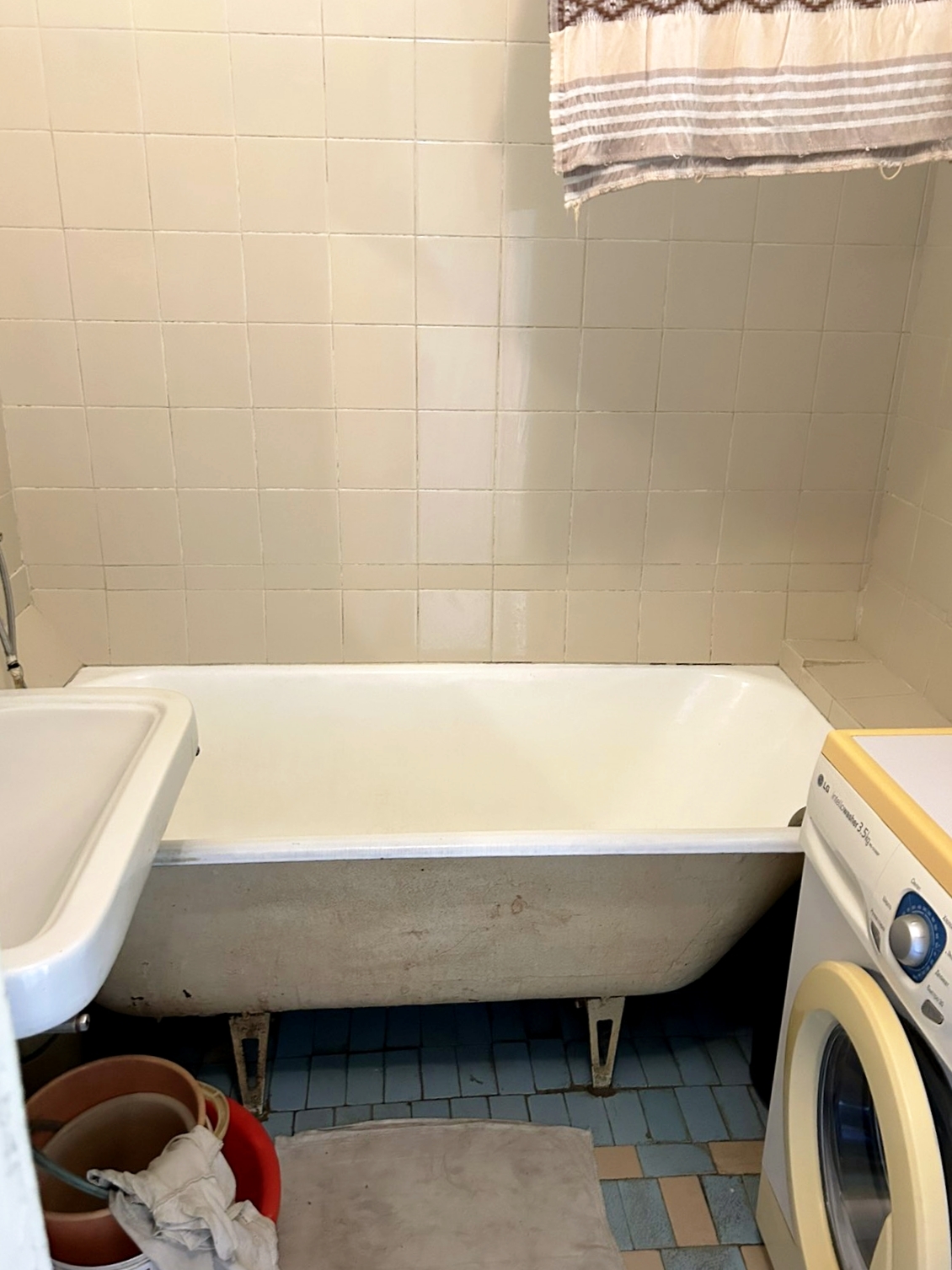 Продажа 2-комнатной квартиры 54 м², Станционная 1-я ул., 52