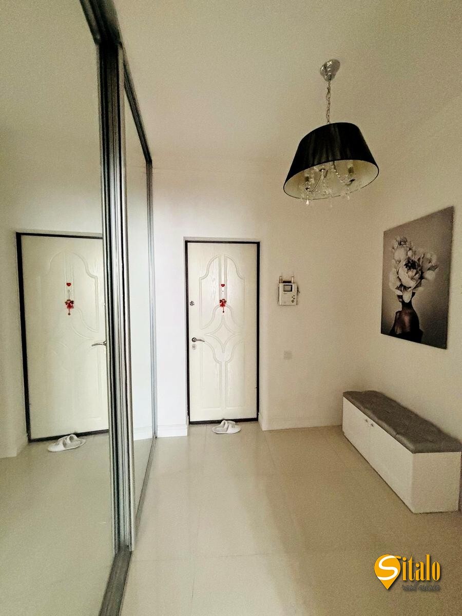 Продаж 2-кімнатної квартири 57 м², Дніпровська наб., 19А