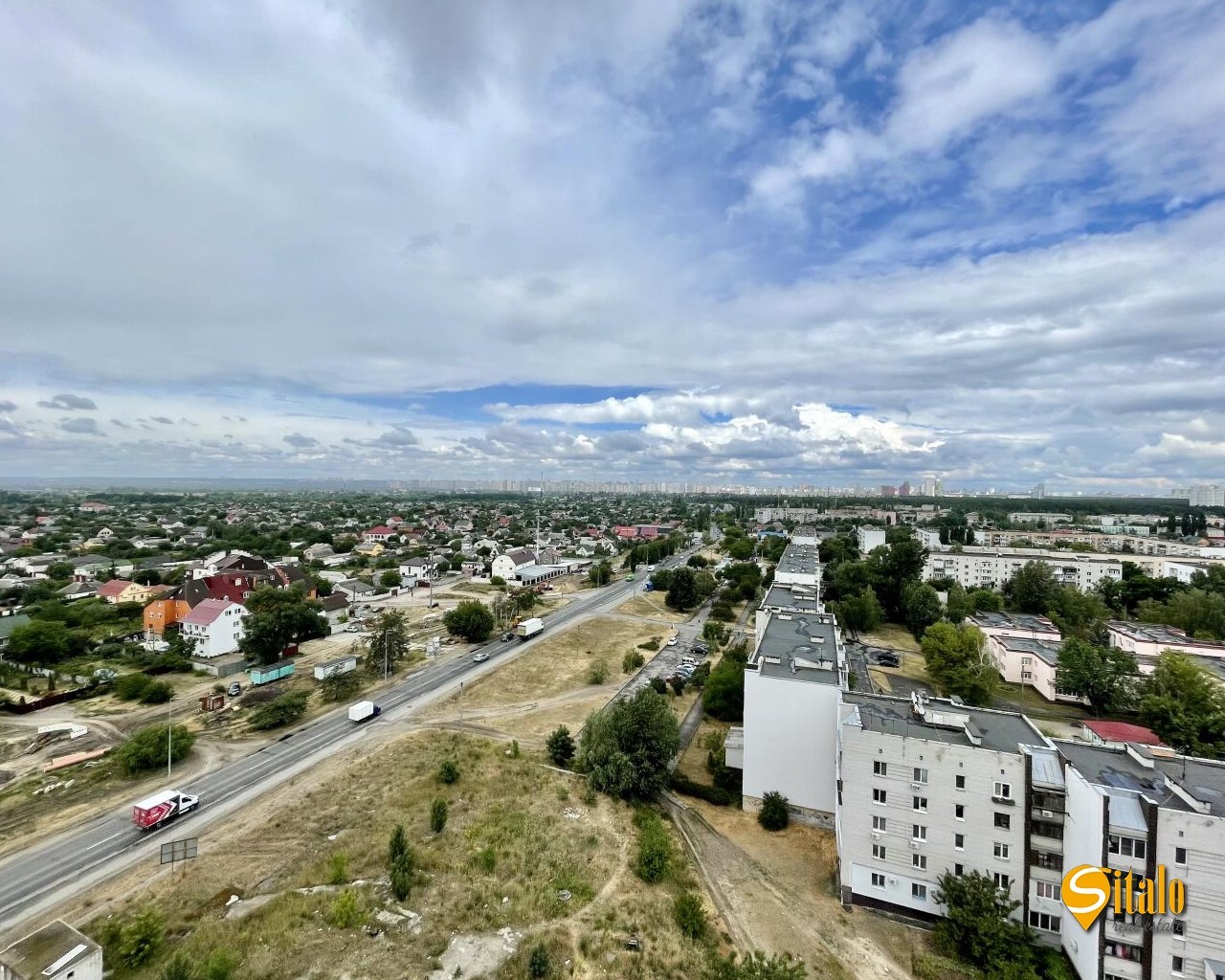 Продаж 3-кімнатної квартири 100 м², Євгена Харченко вул., 47А