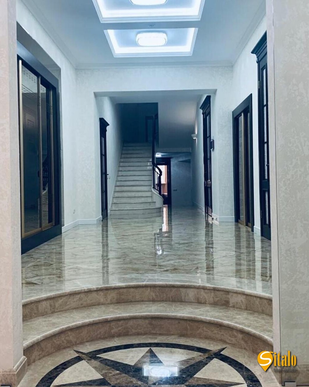Аренда дома 750 м², Передовая ул.