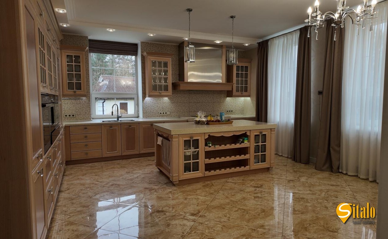 Аренда дома 750 м², Передовая ул.