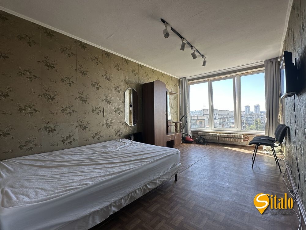 Продаж 1-кімнатної квартири 35 м², Березняківська вул., 2