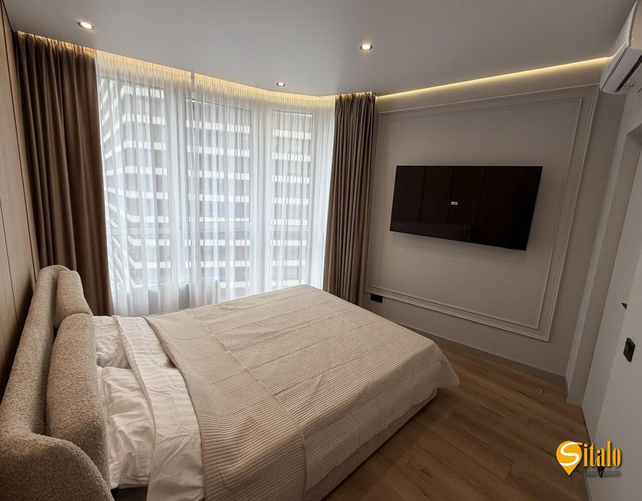 Продаж 2-кімнатної квартири 78.8 м², Причальна вул.