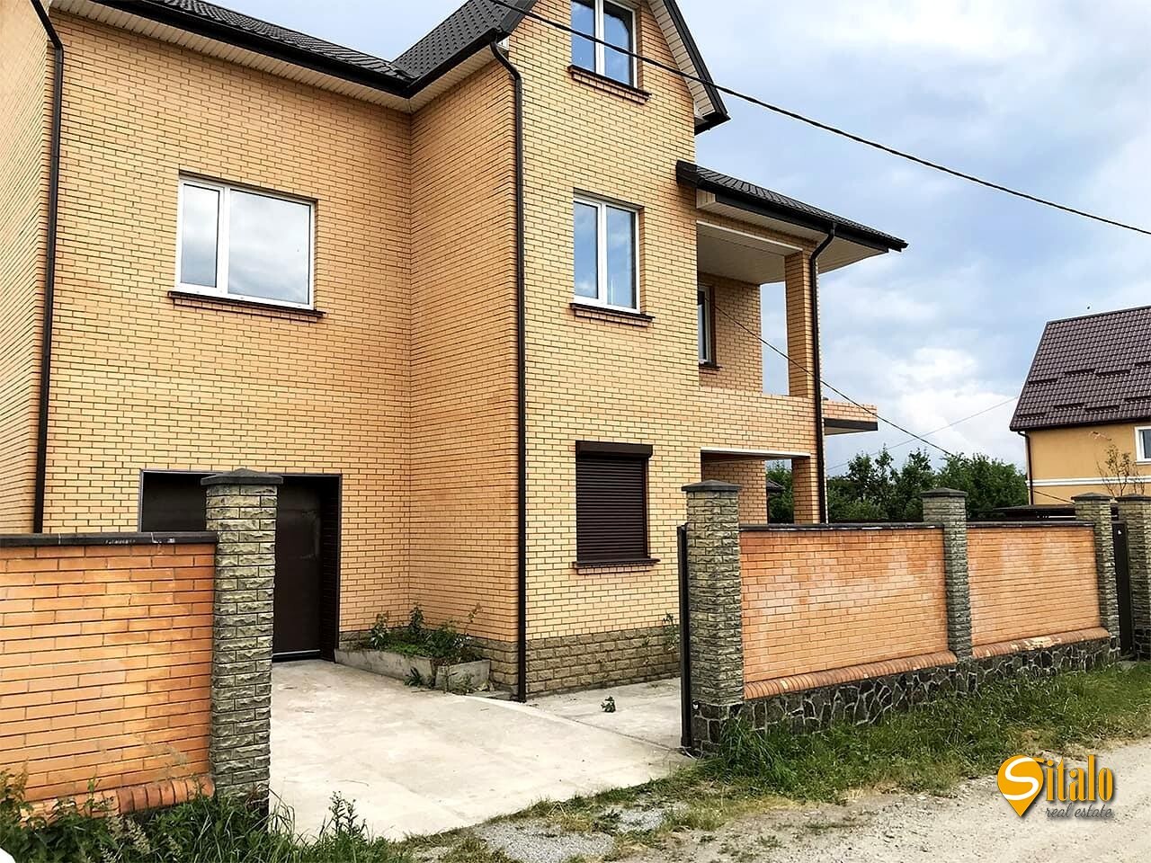 Оренда будинку 411 м², Північно-Озерний пров.