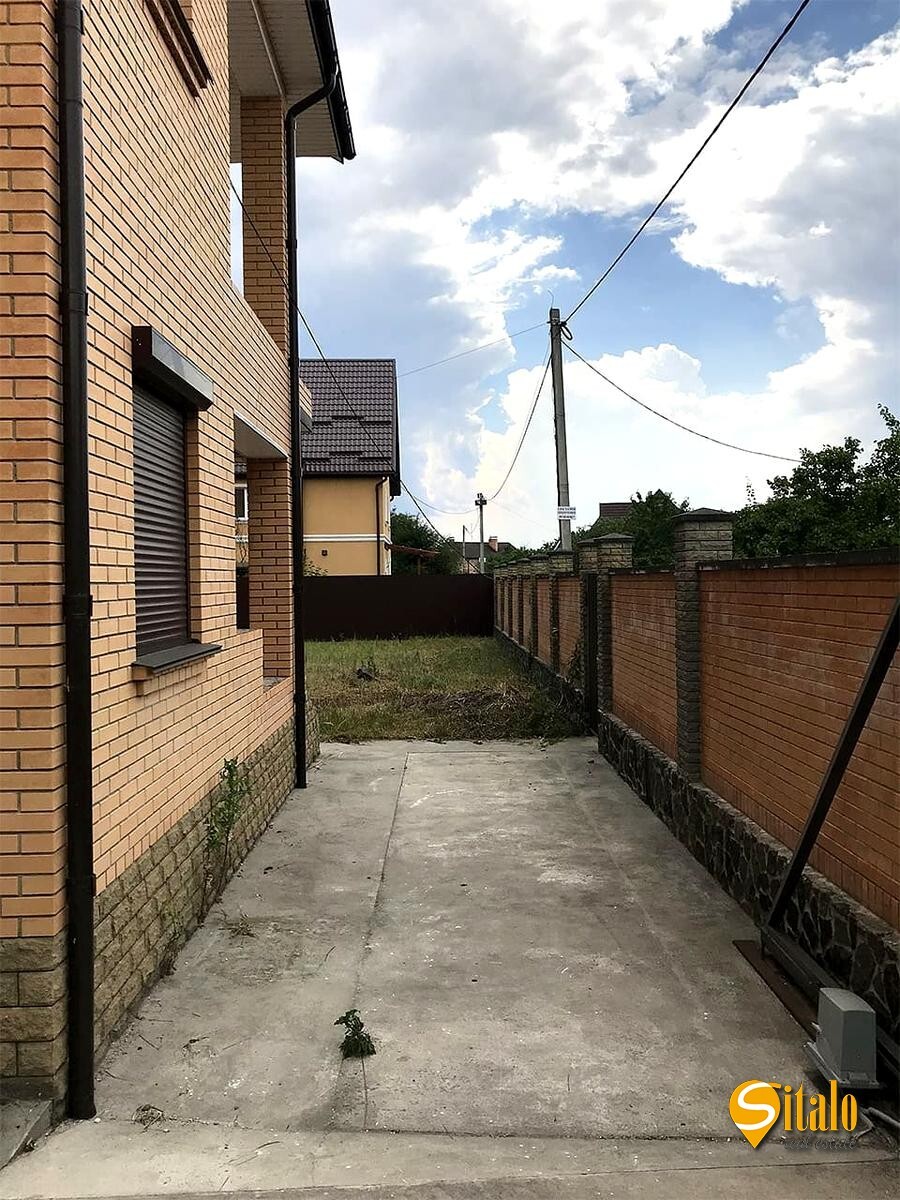 Оренда будинку 411 м², Північно-Озерний пров.
