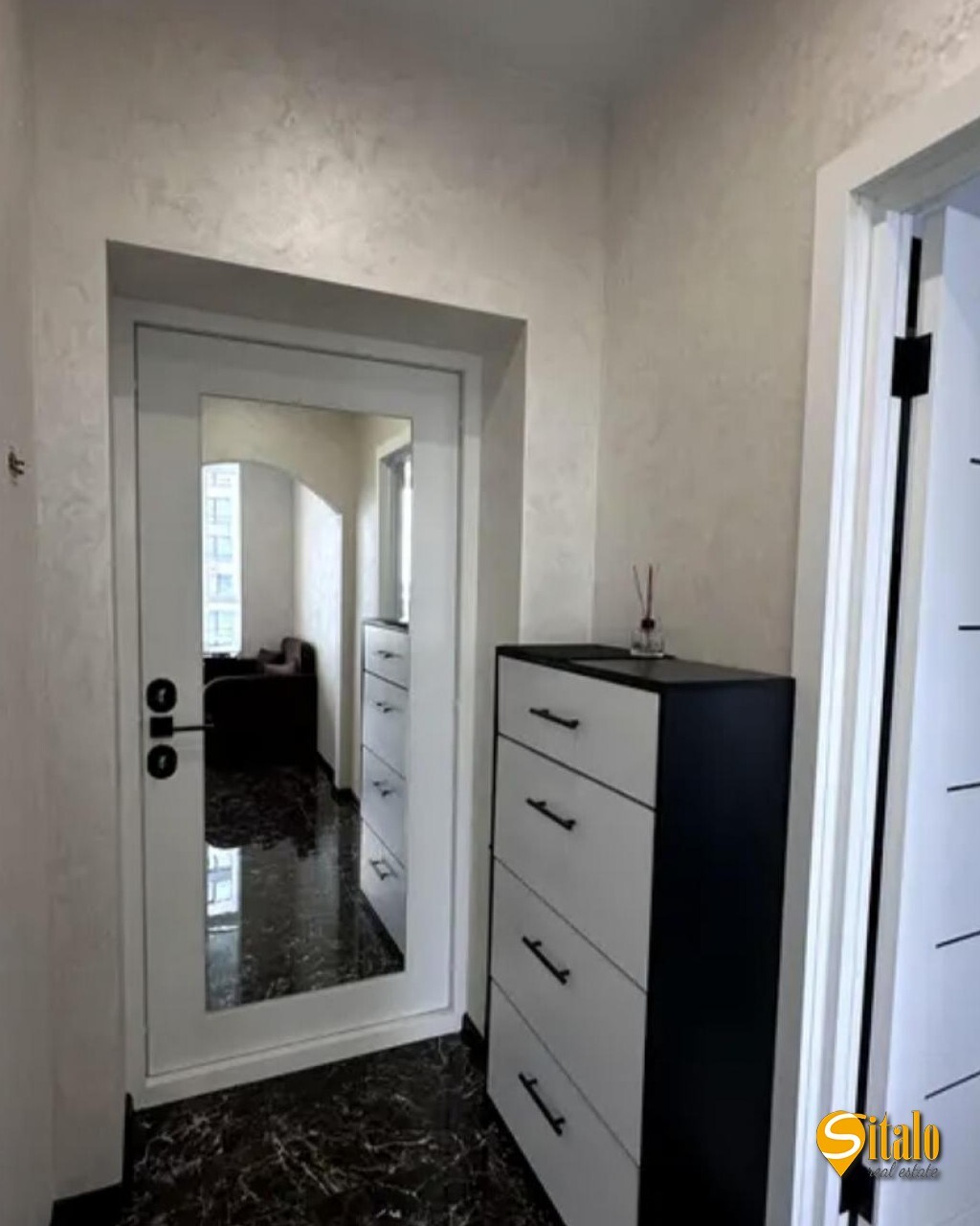 Продаж 1-кімнатної квартири 35 м², Кам’янська вул.
