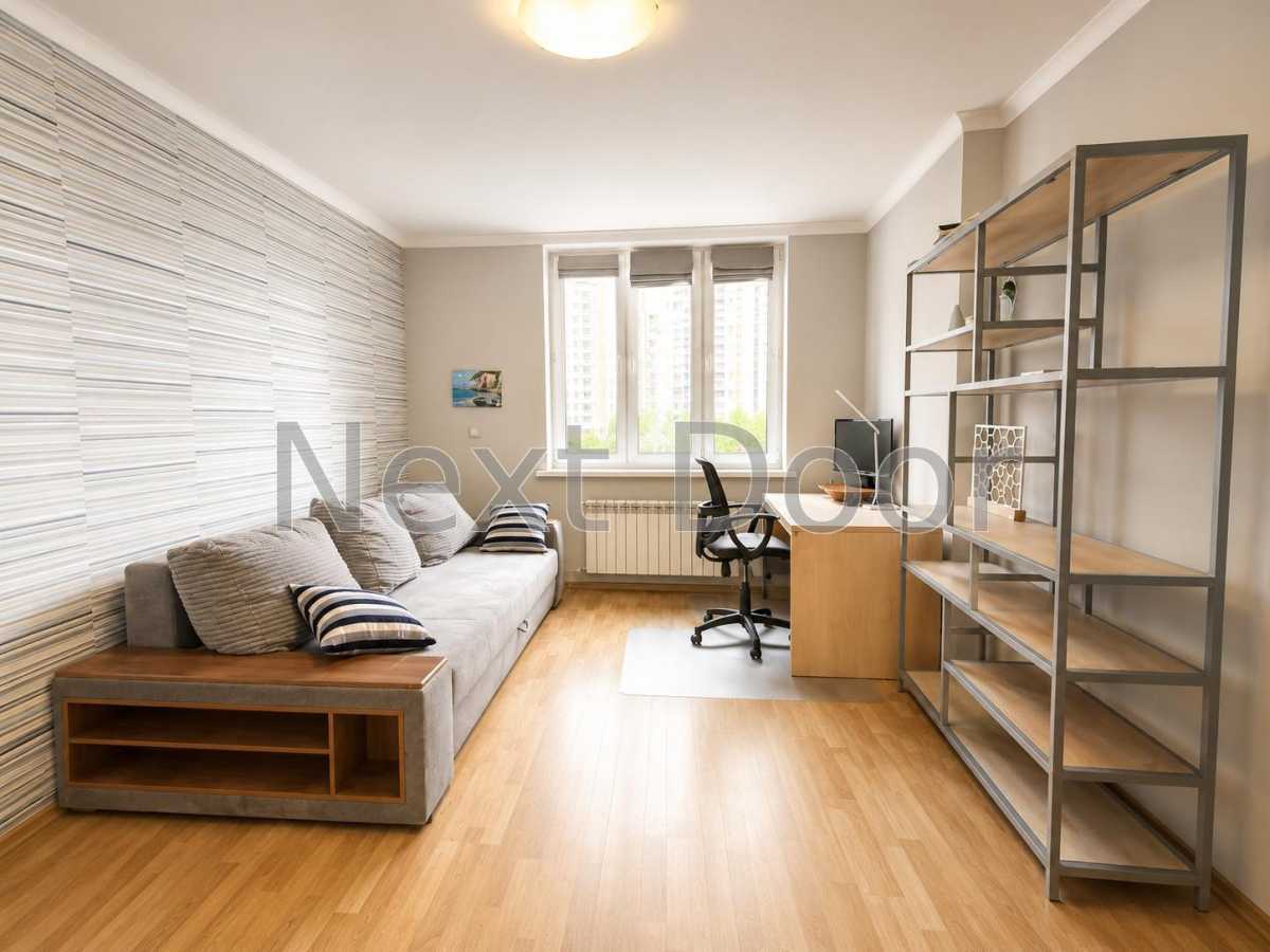 Продаж 3-кімнатної квартири 96 м², Княжий Затон вул., 21