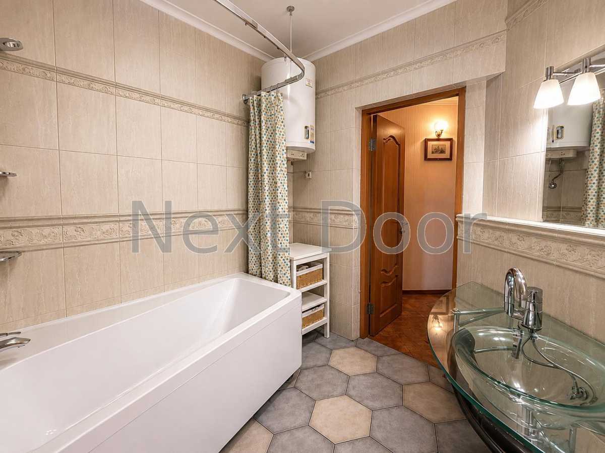 Продаж 3-кімнатної квартири 96 м², Княжий Затон вул., 21
