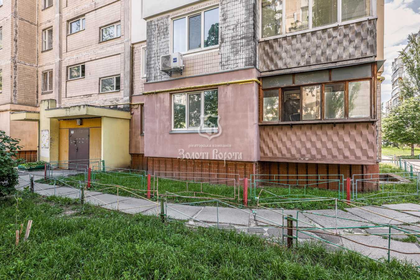 Продажа 3-комнатной квартиры 71 м², Героев Сталинграда просп., 59
