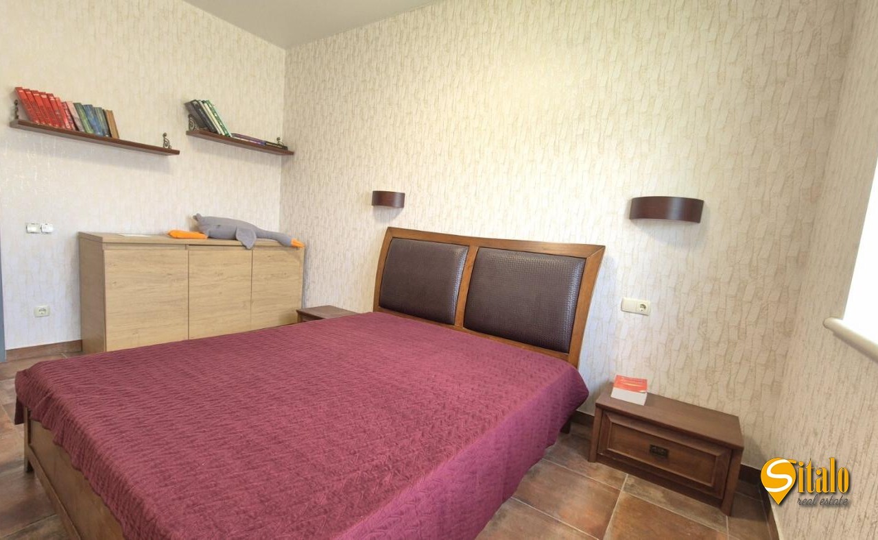 Продажа дома 200 м², 1-я Озерная ул.