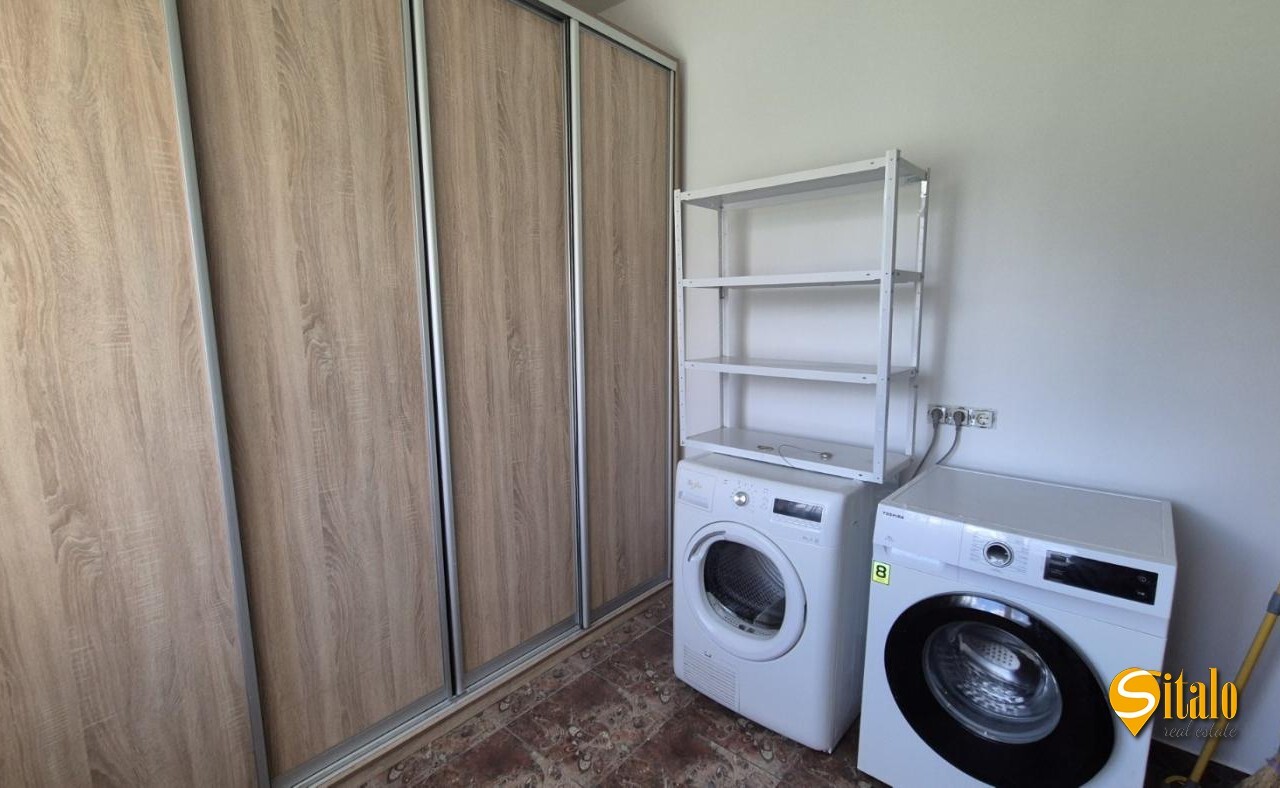 Продажа дома 200 м², 1-я Озерная ул.