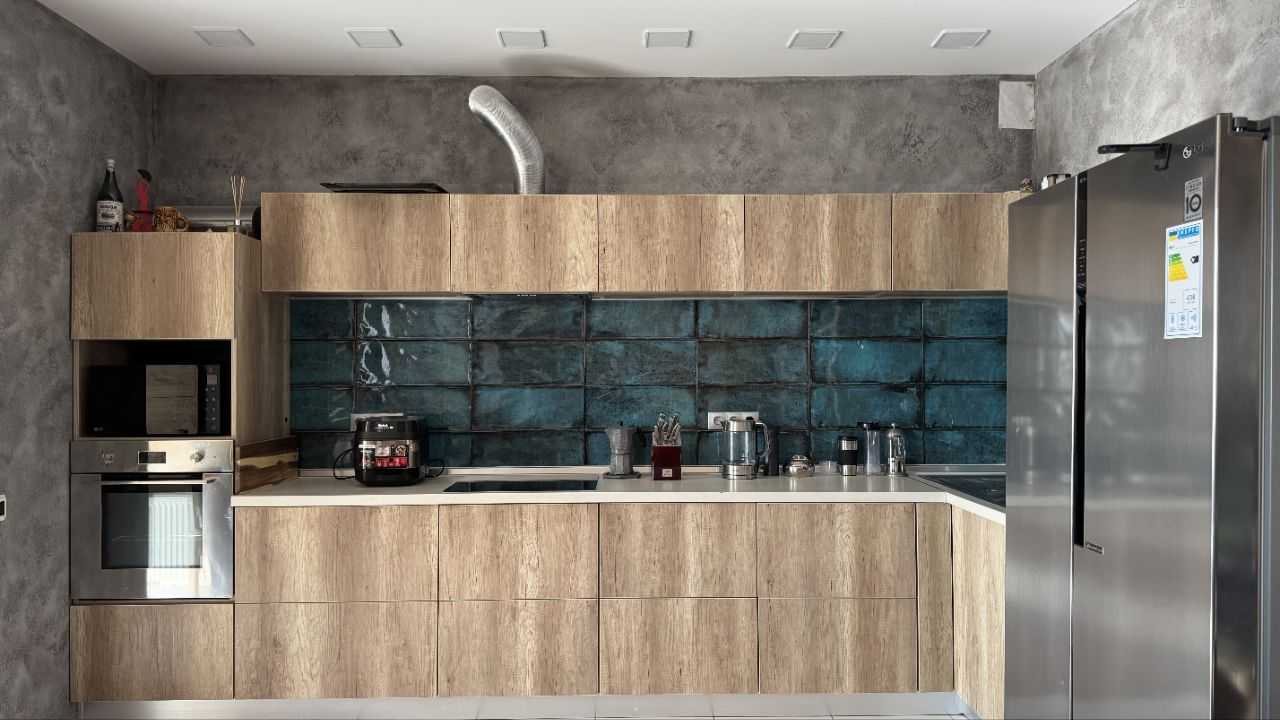 Продажа 3-комнатной квартиры 123 м², Строителей ул., 14в