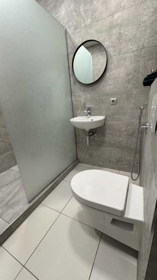 Продажа 3-комнатной квартиры 123 м², Строителей ул., 14в
