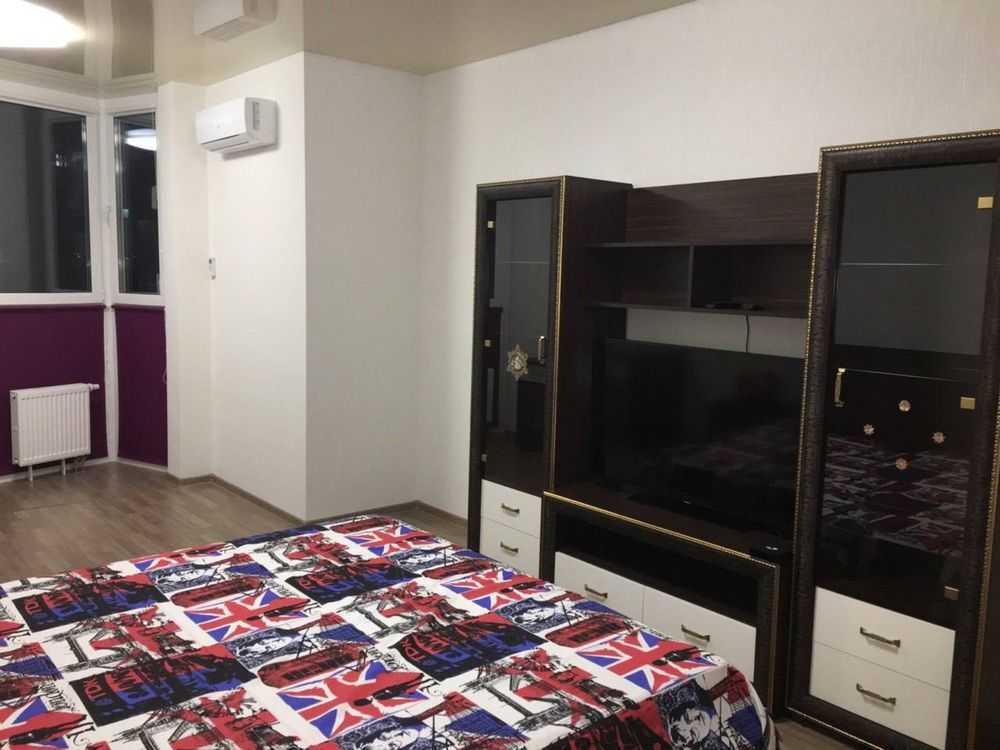 Аренда 1-комнатной квартиры 55 м², Михаила Котельникова ул., Драгоманова, 2а