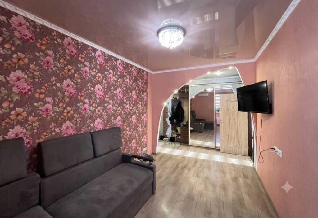 Продаж 2-кімнатної квартири 73 м², Кармелюка вул.