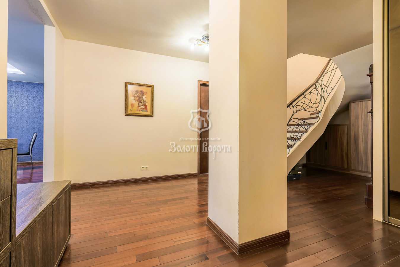Продажа 4-комнатной квартиры 155 м², Кадетский Гай ул., 6