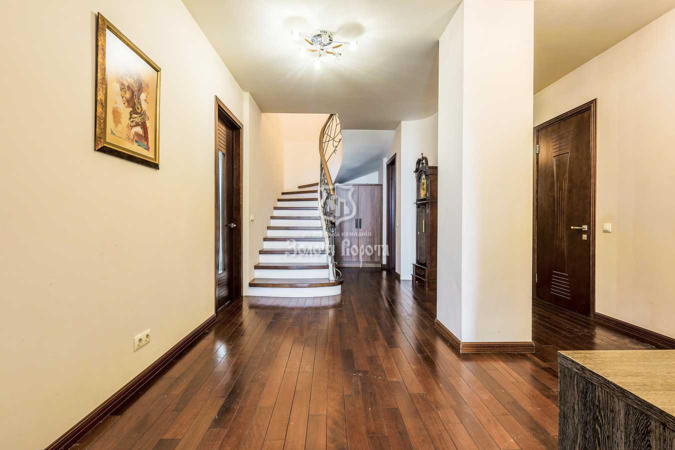 Продажа 4-комнатной квартиры 155 м², Кадетский Гай ул., 6