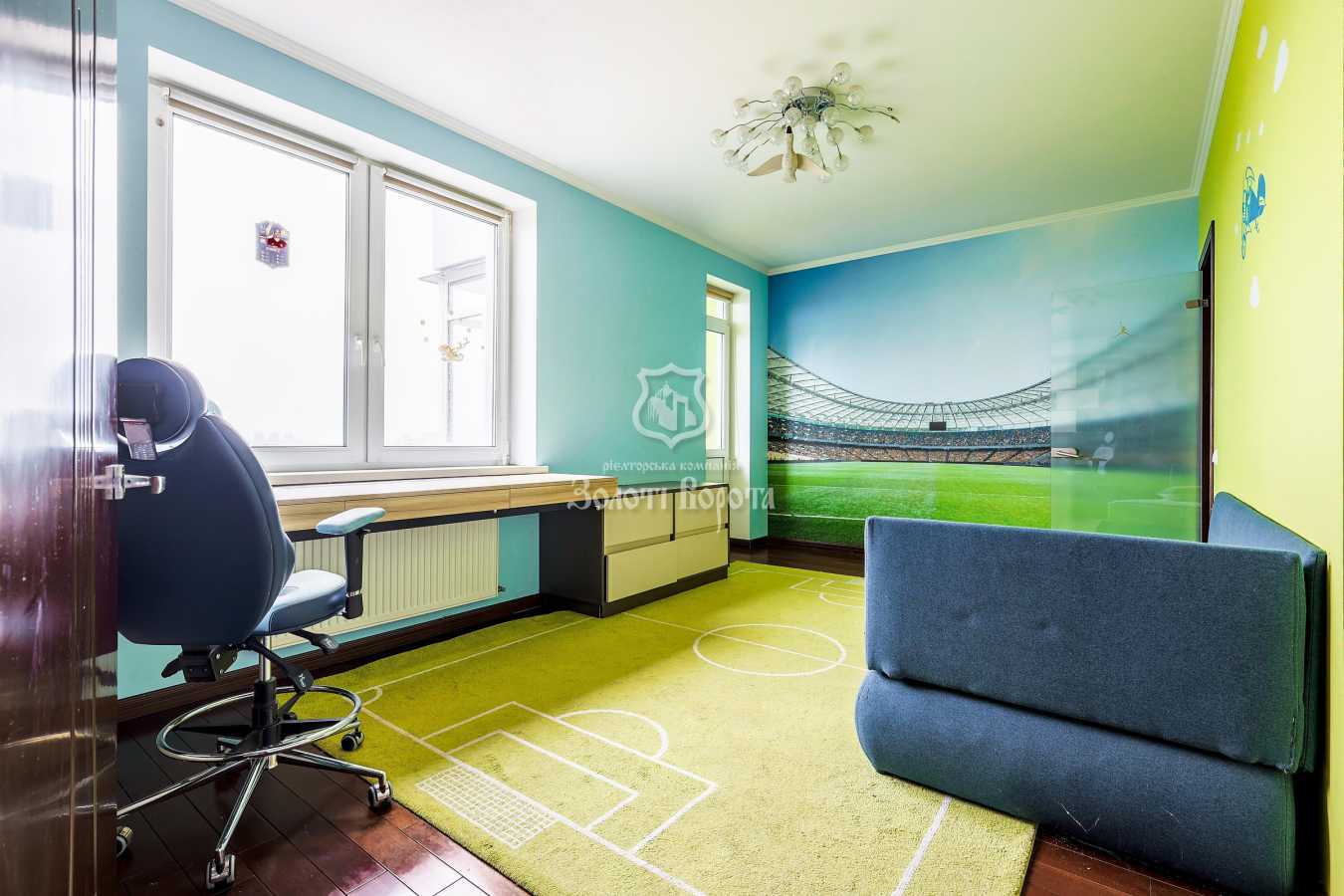 Продажа 4-комнатной квартиры 155 м², Кадетский Гай ул., 6
