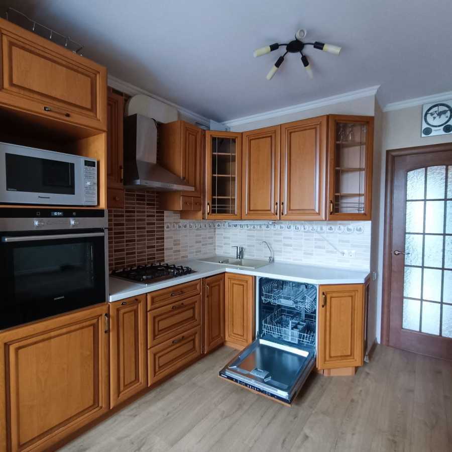 Аренда 2-комнатной квартиры 65 м², Волынская ул., 9