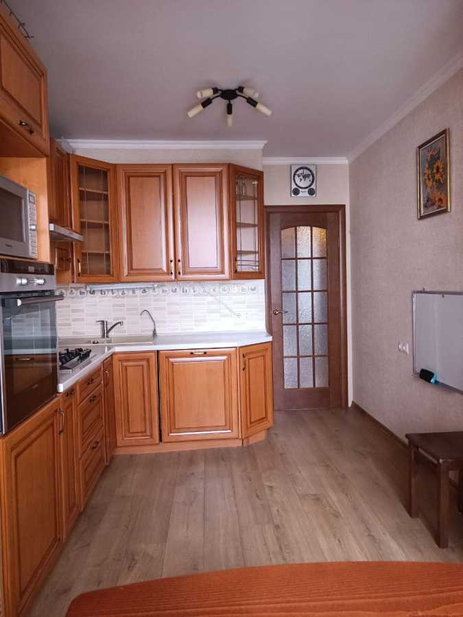 Аренда 2-комнатной квартиры 65 м², Волынская ул., 9