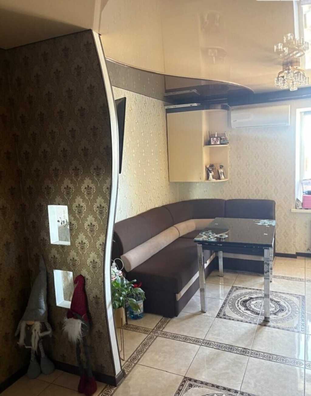 Продажа 2-комнатной квартиры 54 м², Черновола ул.
