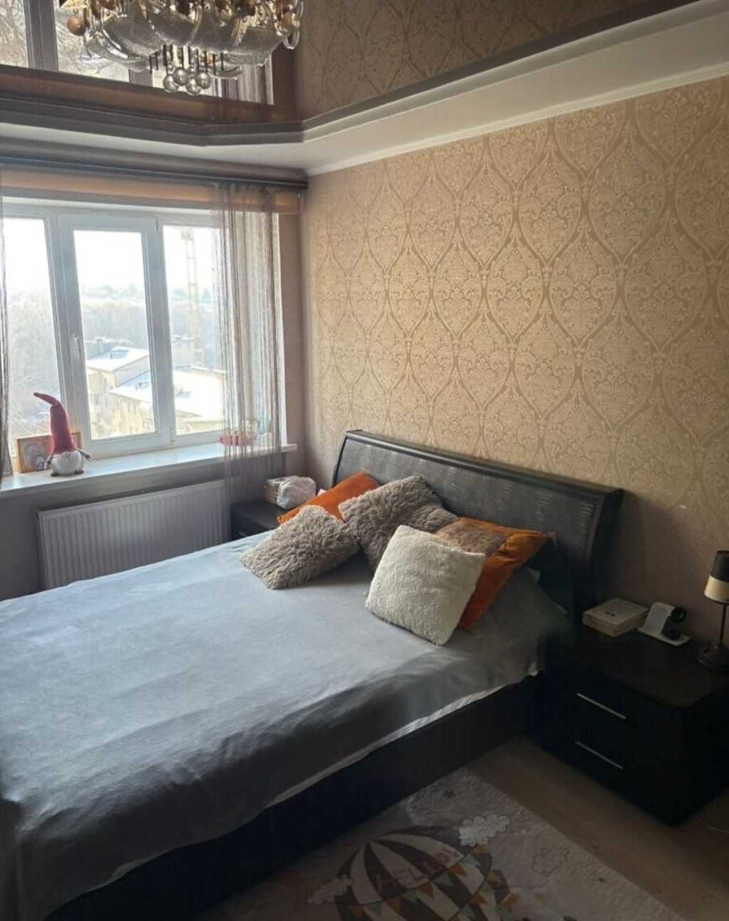 Продажа 2-комнатной квартиры 54 м², Черновола ул.