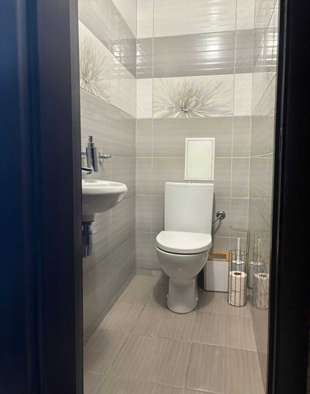 Продажа 2-комнатной квартиры 54 м², Черновола ул.