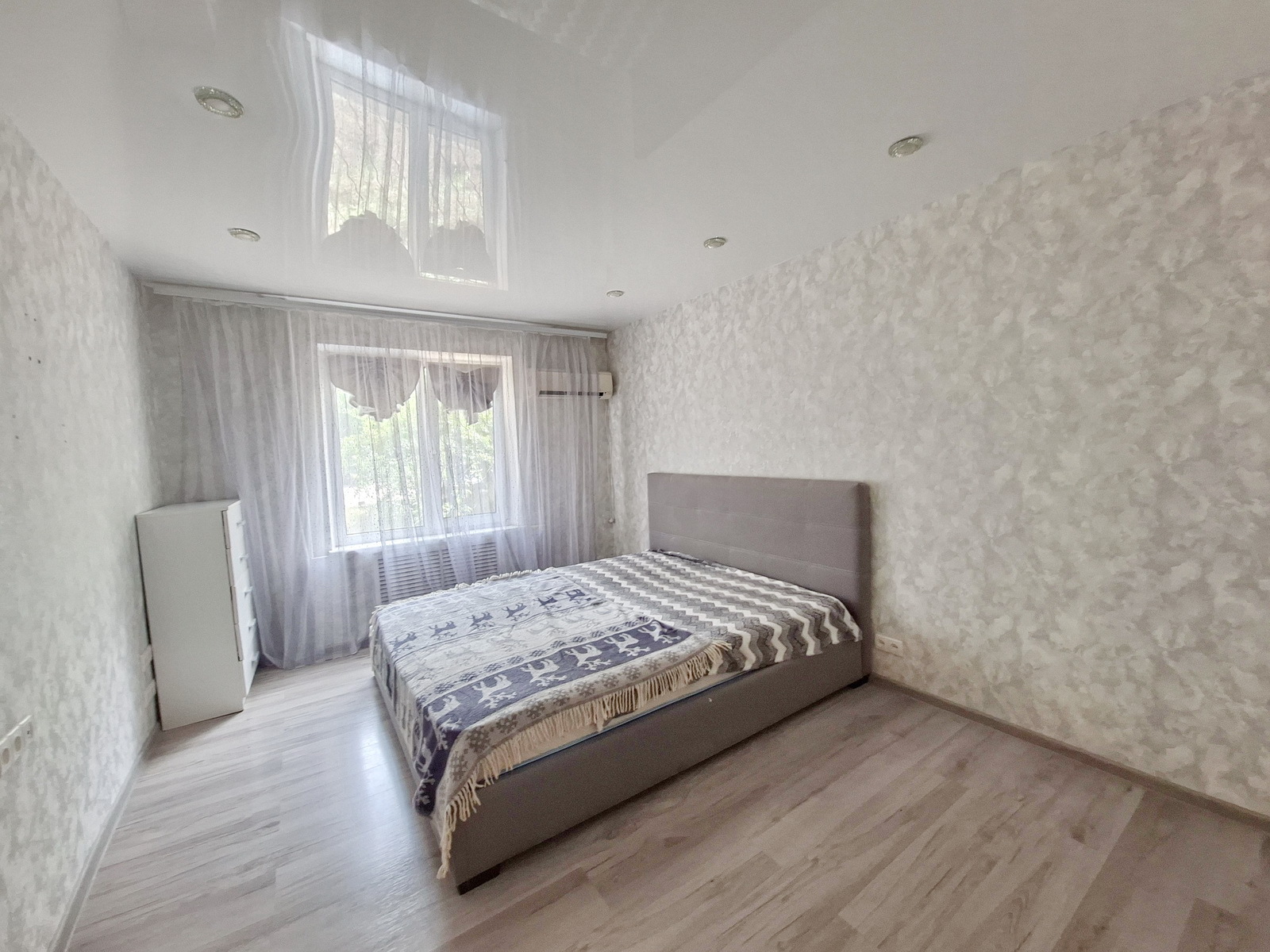 Продажа 3-комнатной квартиры 70 м², Магистральная ул., 80
