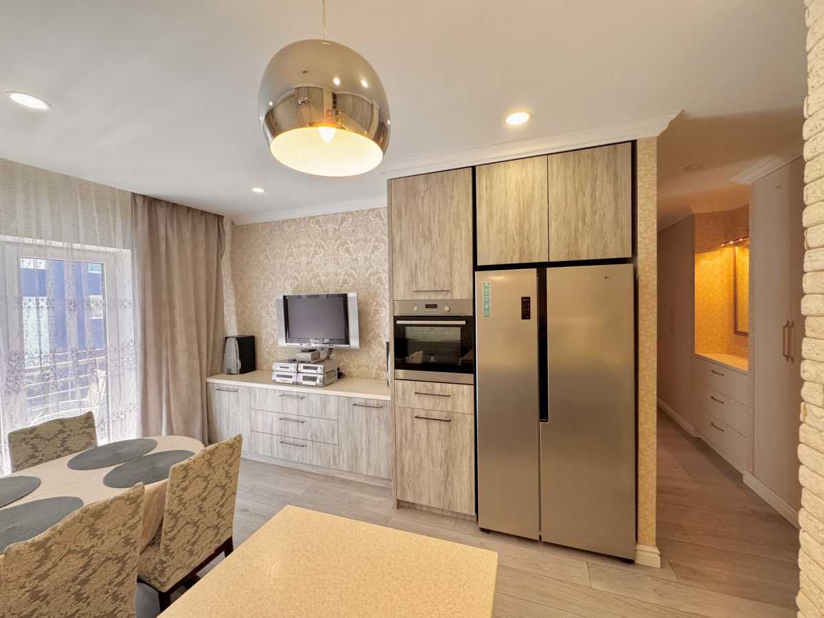 Продажа 2-комнатной квартиры 50.8 м², Вишневая ул., 37
