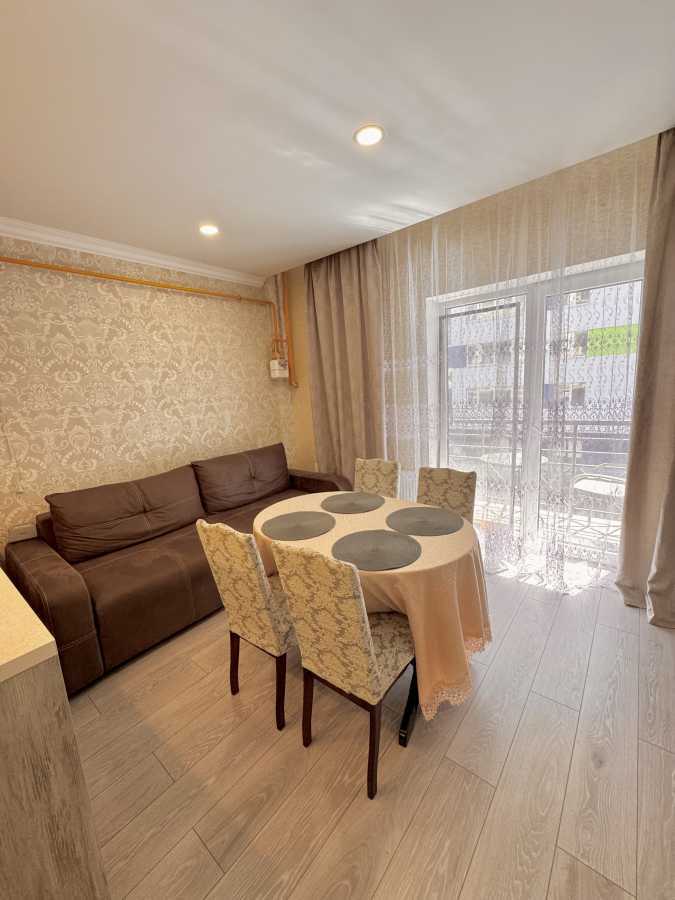 Продажа 2-комнатной квартиры 50.8 м², Вишневая ул., 37