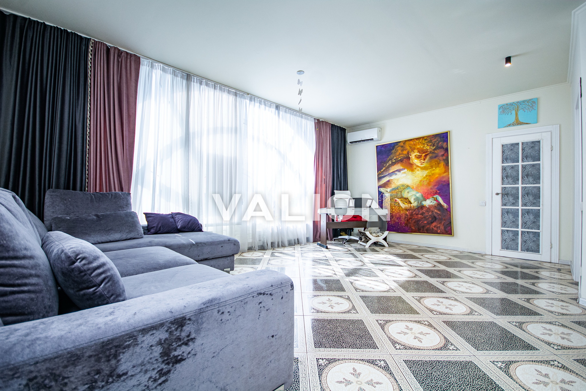 Продажа 3-комнатной квартиры 136 м², Григория Гуляницкого ул., 44/1