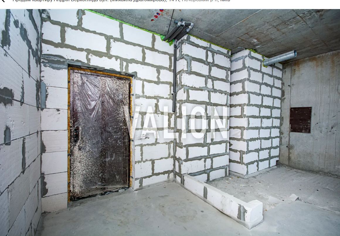 Продаж студії 39 м², Михайла Драгомирова вул., 14а