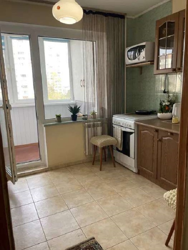 Продаж 1-кімнатної квартири 42 м², Миколи Закревського вул., 19