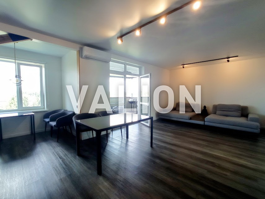 Продажа 5-комнатной квартиры 198 м², Борщаговская ул., 30А