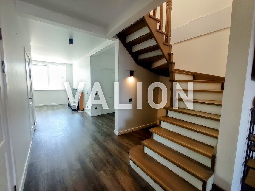 Продажа 5-комнатной квартиры 198 м², Борщаговская ул., 30А