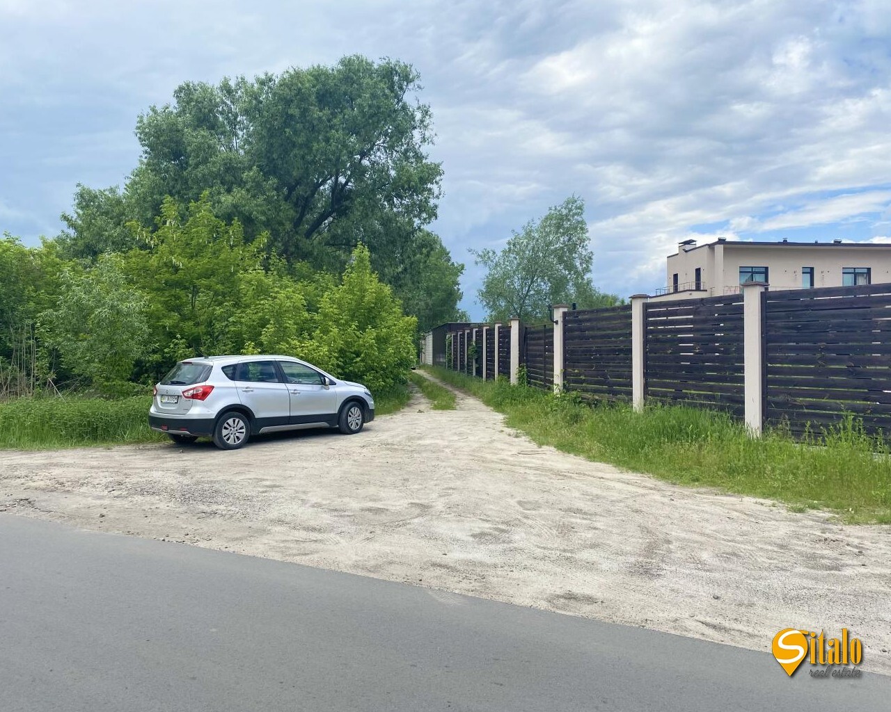 Продажа участка под индивидуальное жилое строительство 25 соток