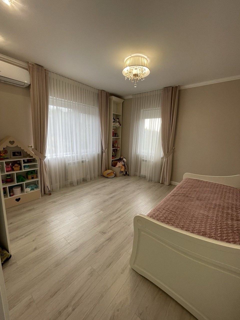 Продажа коттеджа 150 м², Янчука ул.