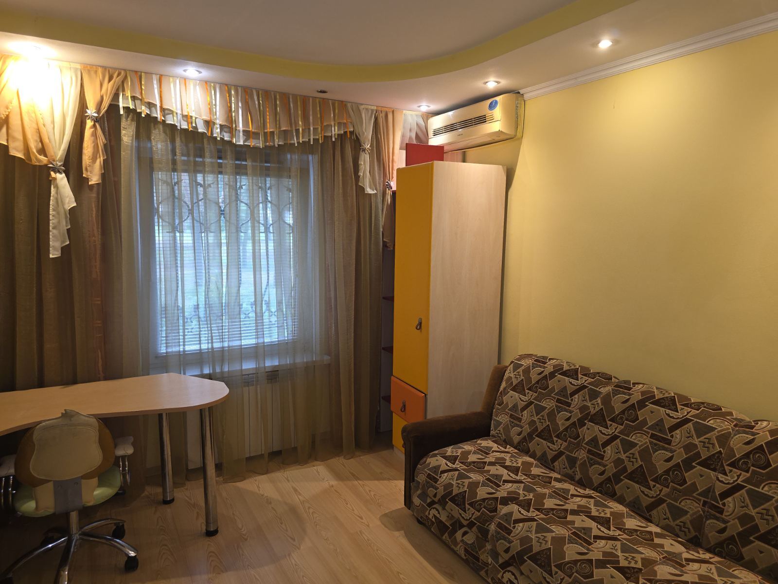 Аренда 3-комнатной квартиры 122 м², Милютенко ул., 17В