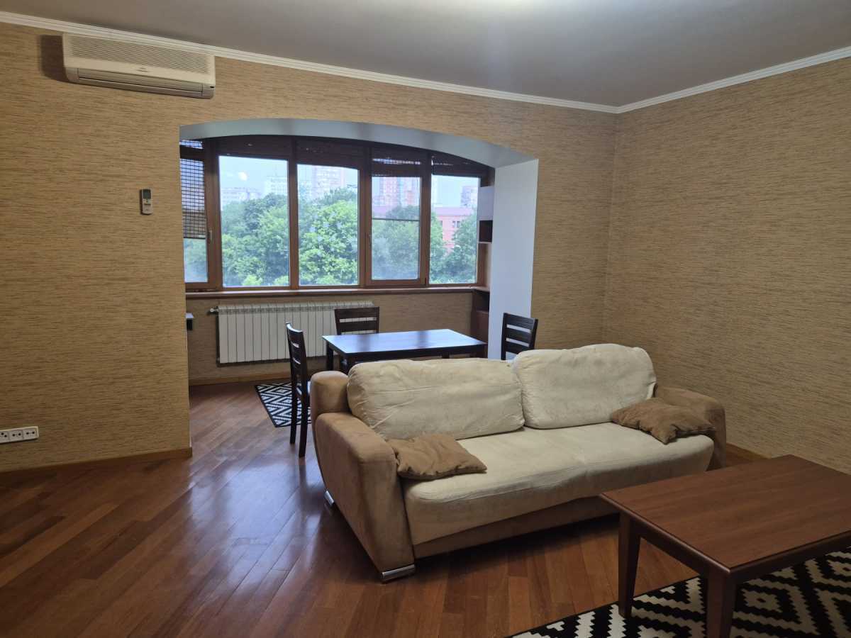 Аренда 3-комнатной квартиры 98 м², Старонаводницкая ул., 6