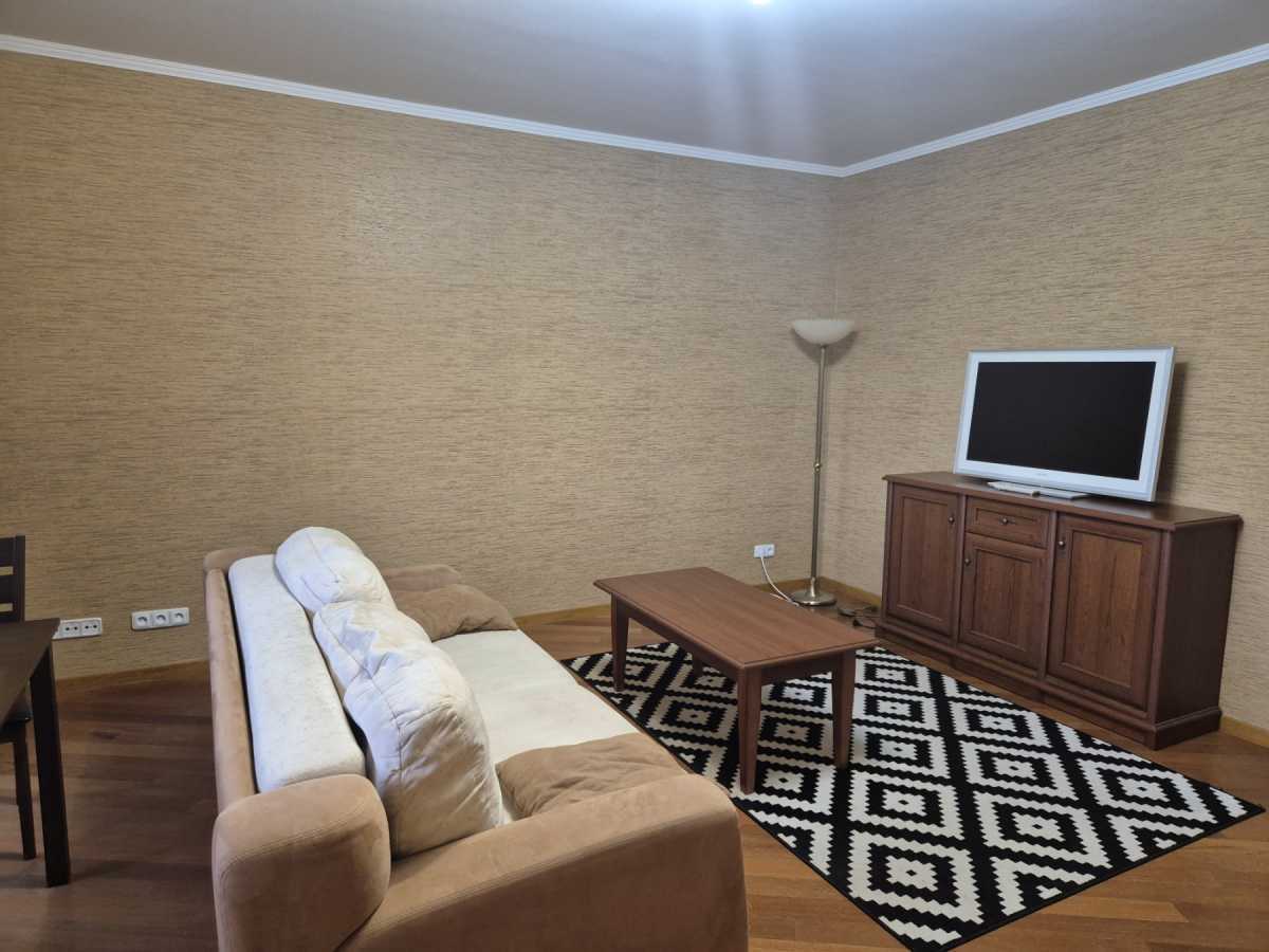 Аренда 3-комнатной квартиры 98 м², Старонаводницкая ул., 6