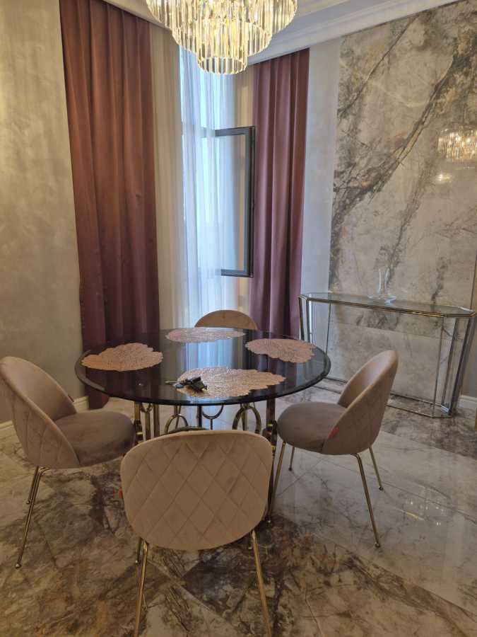 Аренда 2-комнатной квартиры 80 м², Трускавецкая ул., 8