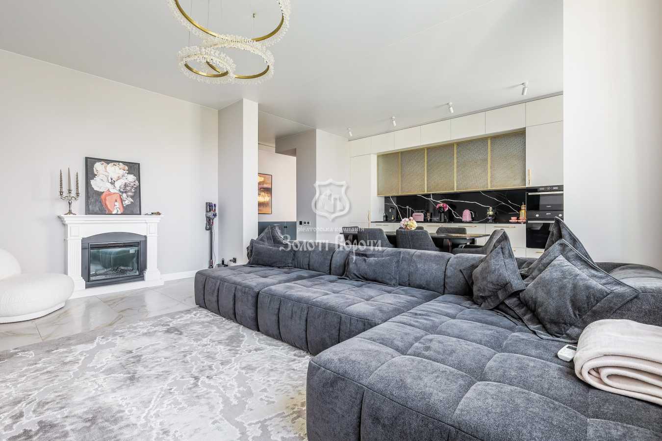 Продажа 4-комнатной квартиры 174 м², Вышгородская ул., 45А/3